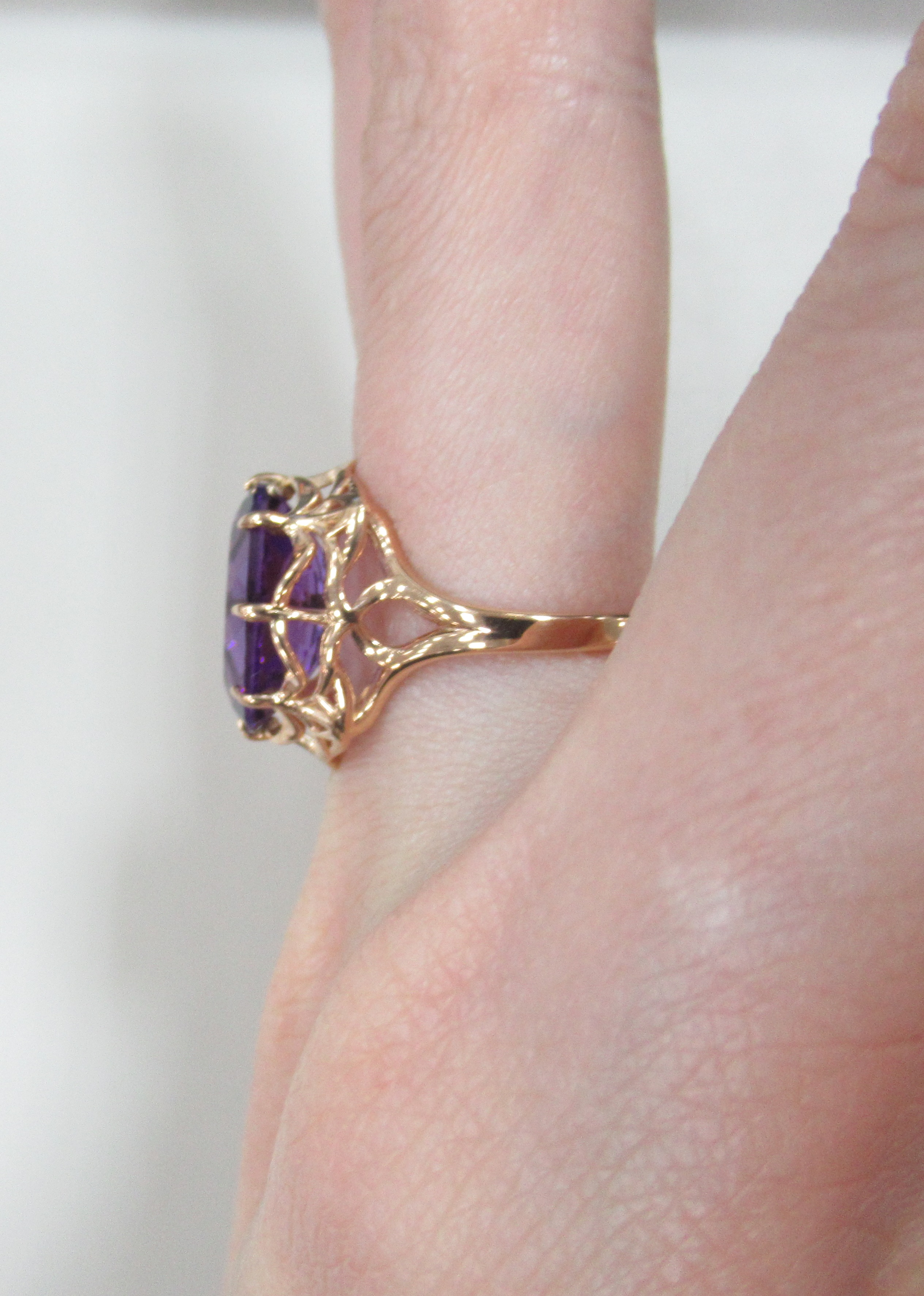 Серебряное кольцо с аметистом